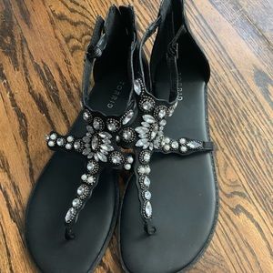 Women’s sandals
